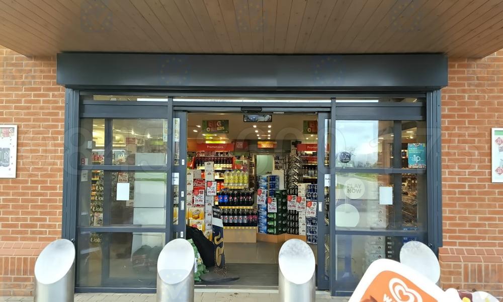 Automatic_Sliding_Doors_in_Scoutland